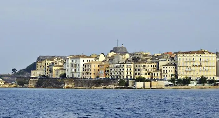 Marina Hotel 3*