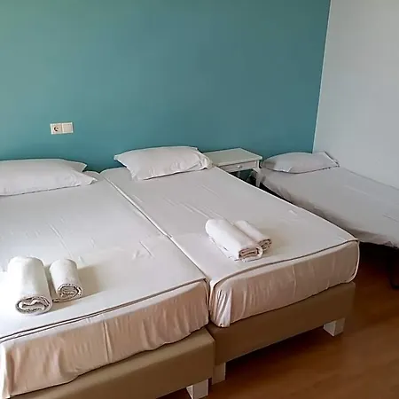 Marina Hotel 3*