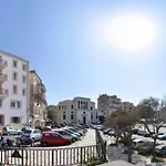 Marina Hotel 3*