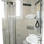 Marina Hotel