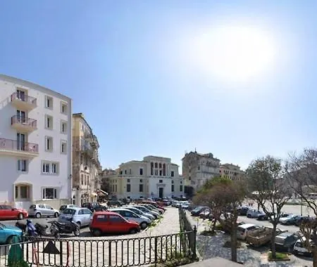 码头城市酒店 Corfu (city)