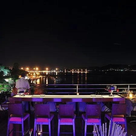 码头城市酒店 Corfu (city)